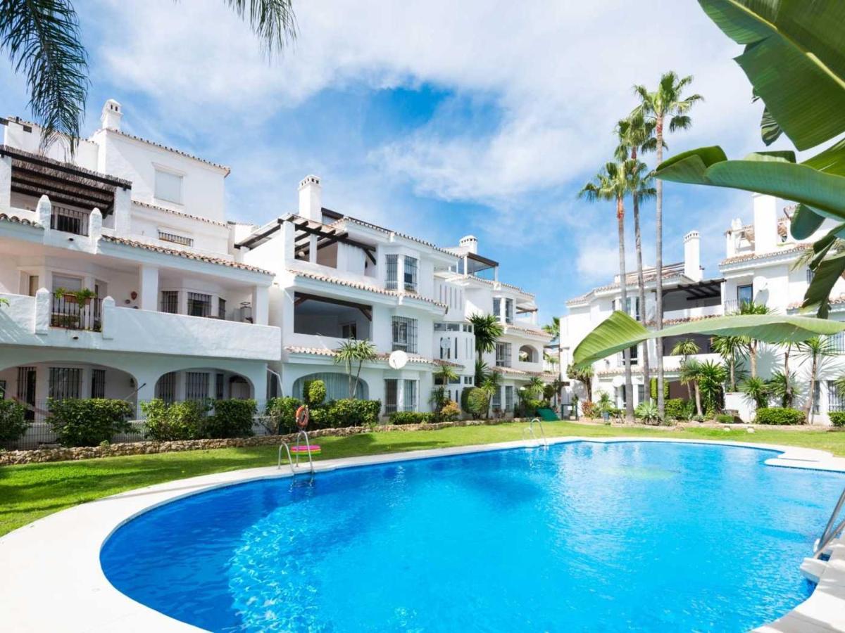 Vacation Marbella I Los Naranjos, Exquisite Penthouse Suite With Rooftop Terrace Exteriör bild